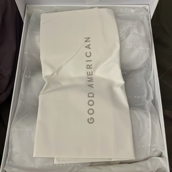 Good American Clear Pointed Toe Cinder Rella Stiletto Heels Size 9 - Picture 9 of 9